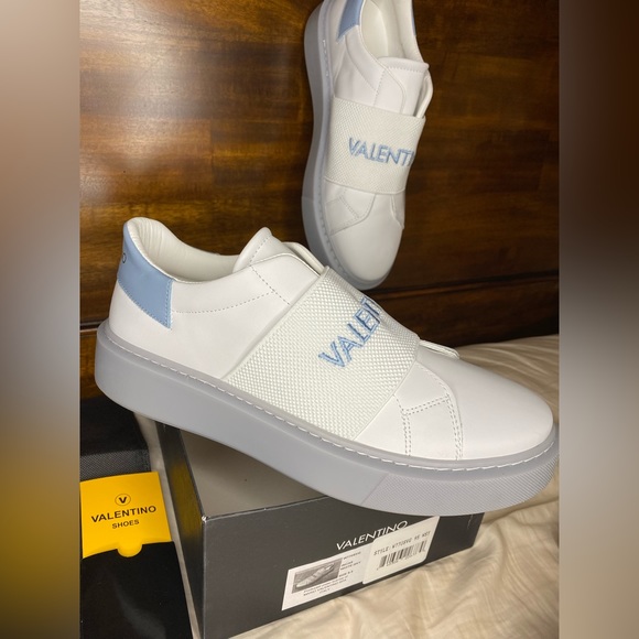 $499 RETAIL: NIB Valentino Incas Logo Leather Platform Slip On Sneakers size 9.5 - Picture 4 of 9